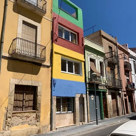 Stone Wall En Barri Port Maritim Apartman *