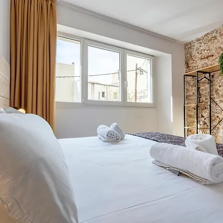 Apartment Stone Wall En Barri Port Maritim *