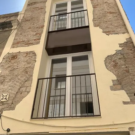 Apartment Stone Wall En Barri Port Maritim